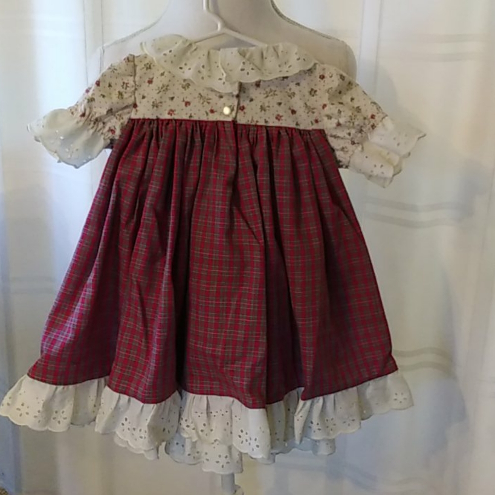 Dress - Picture 2 of 3